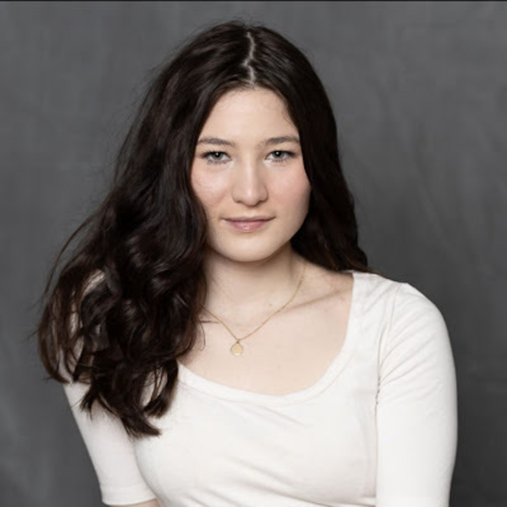 Meet your Posher, Dalia